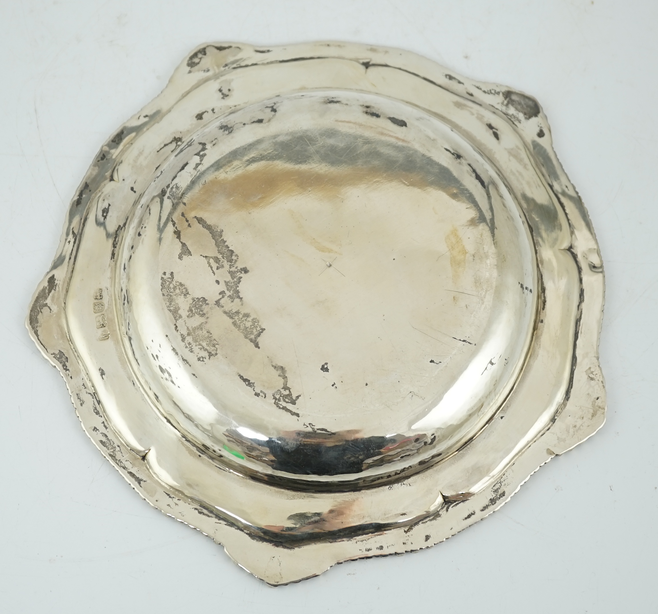 A George III silver soup plate, by Parker & Wakelin